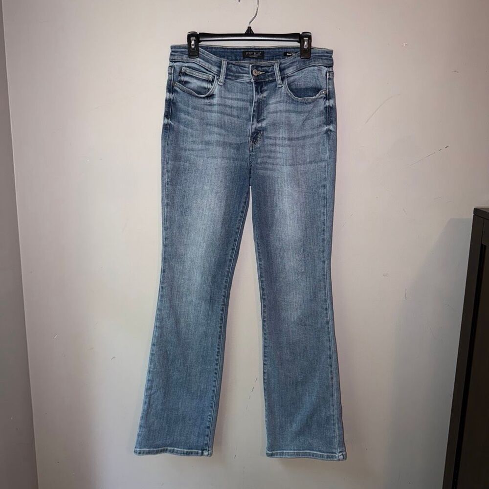 Judy Blue bootcut light blue jeans 11/30